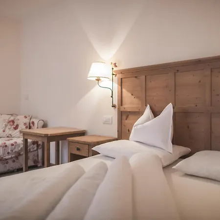 Hotel Alpenhof 4*